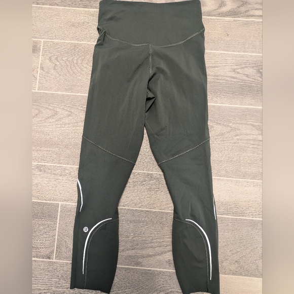 Lululemon Base Pace High-Rise Reflective Tight 25" Smoked Spruce Green Leggings - Picture 5 of 9